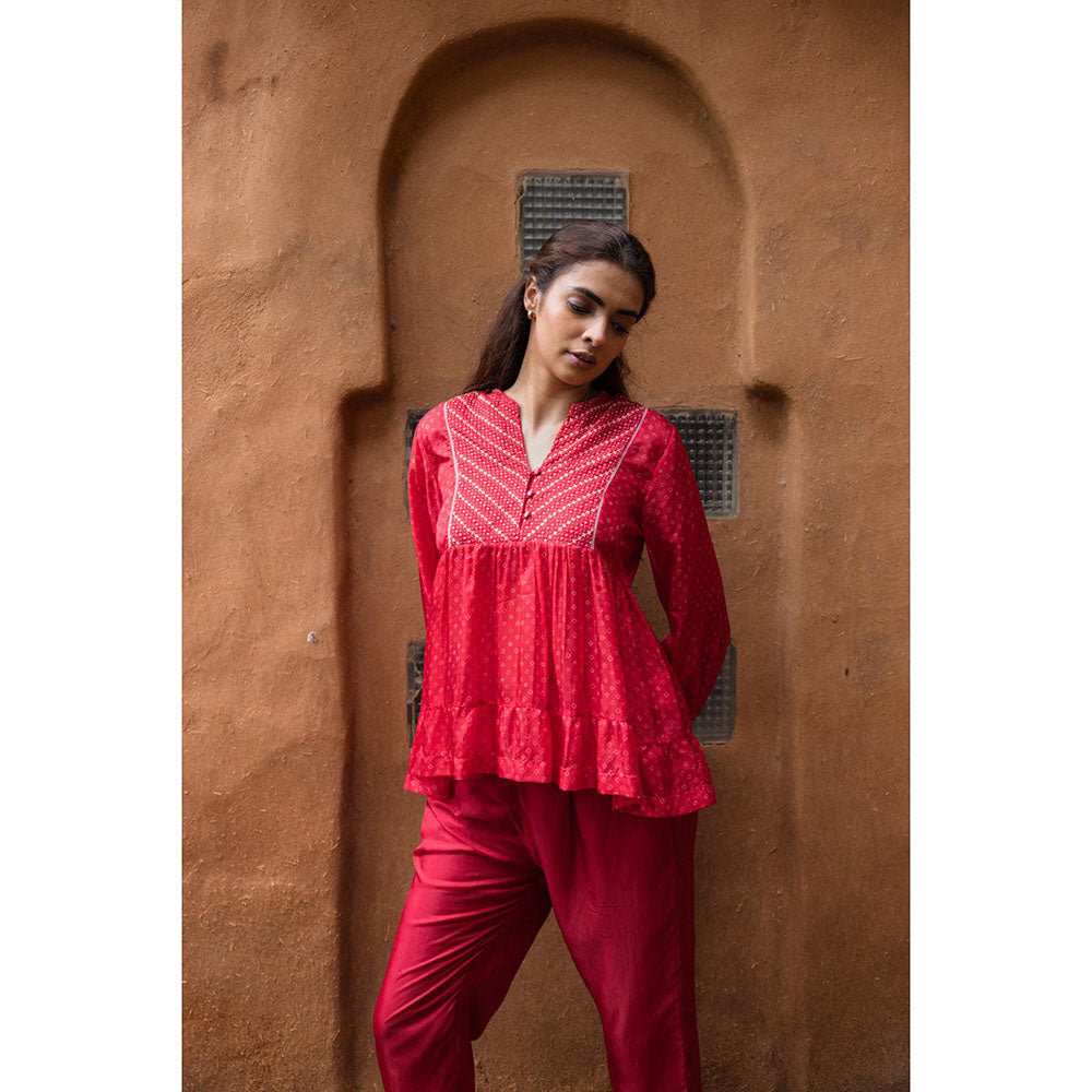 AYAKA Cara Red Hand Embordered Top