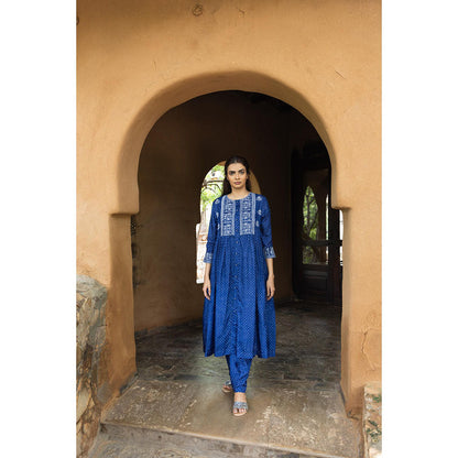 AYAKA Karen Blue Bandhani Print Kurta