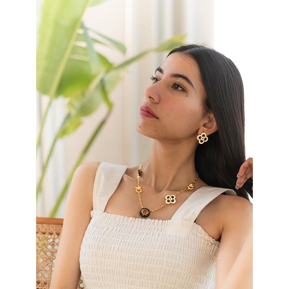 AZGA La Mer Necklace - Ecru & Noir