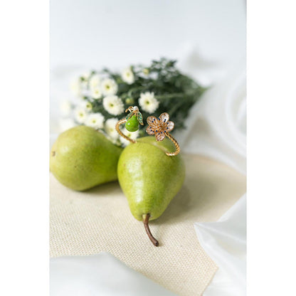 AZGA White Pear Blossom Bracelet