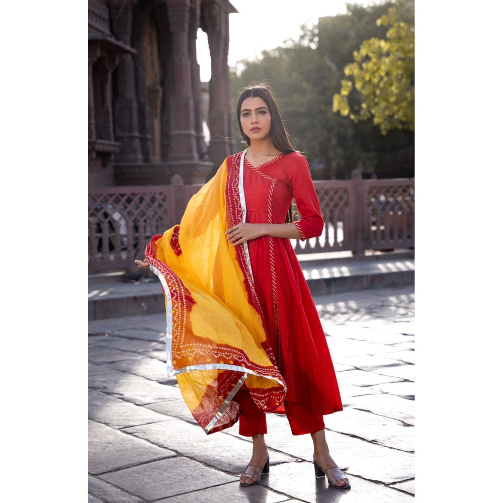 Bannhi by Priyanka Rathore Rukhmani Red Suit (Set of 3)