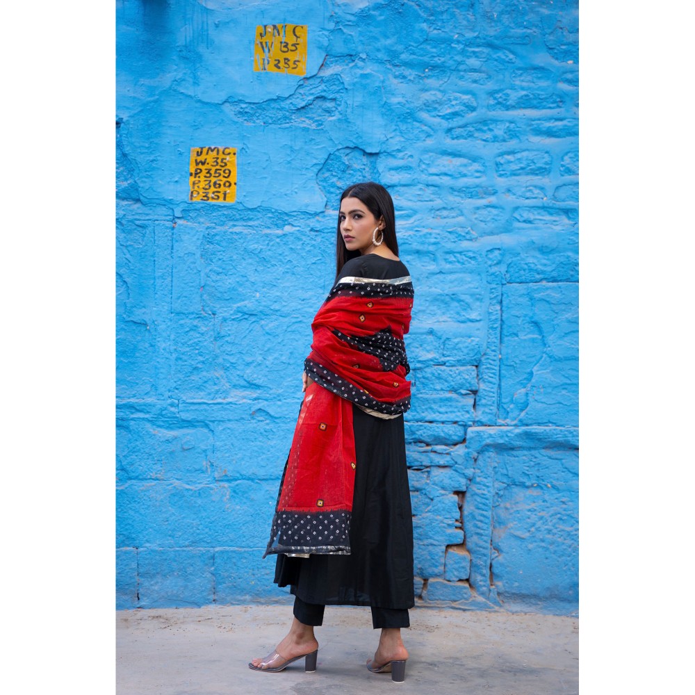 Bannhi by Priyanka Rathore Black Angarkha Suit (Set of 3)