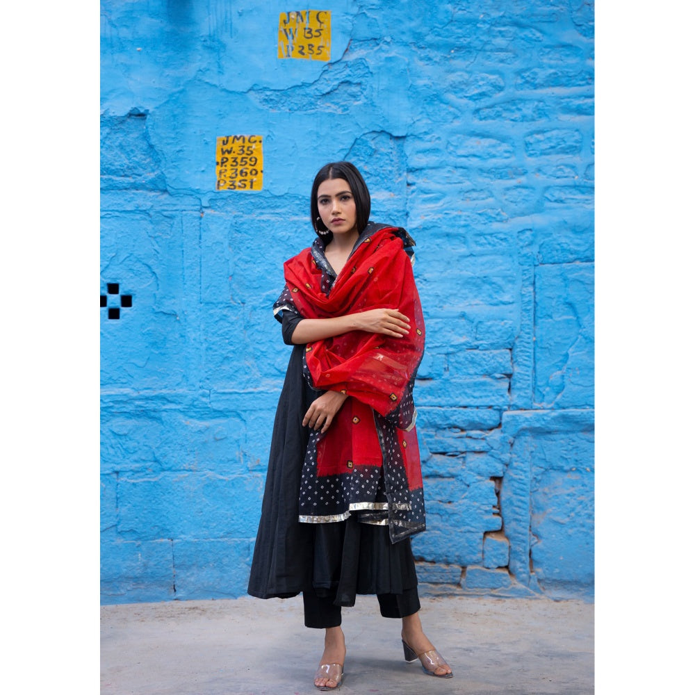 Bannhi by Priyanka Rathore Black Angarkha Suit (Set of 3)