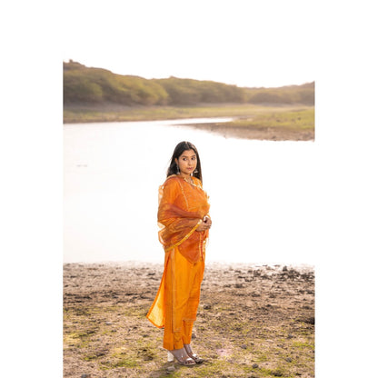 Bannhi by Priyanka Rathore Jashn Mustard Suit (Set of 3)