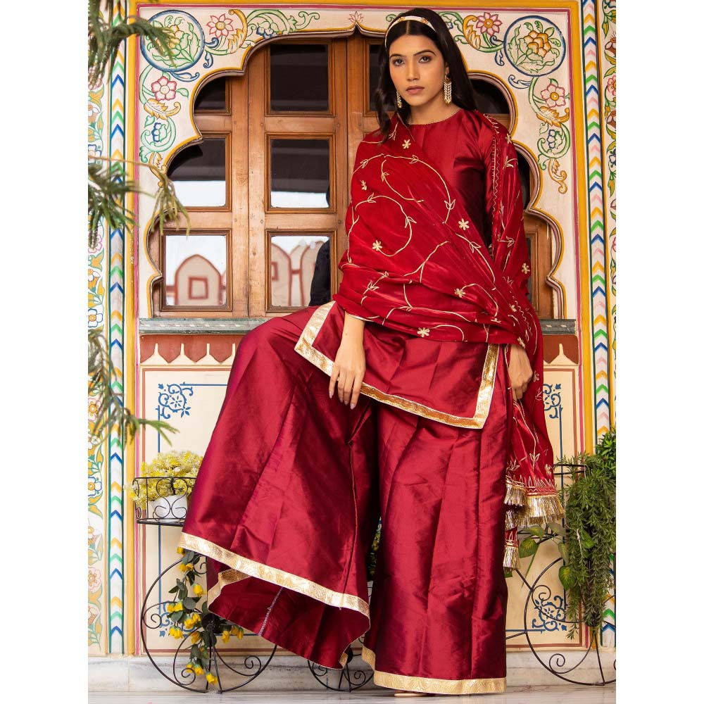 Bannhi by Priyanka Rathore Kurjan Maroon Sharara (Set of 3)