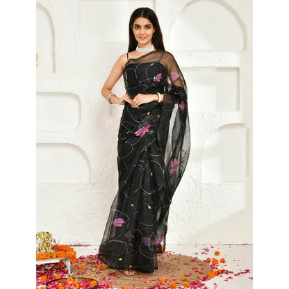 Bannhi by Priyanka Rathore Abhiruh Black Hand Painted Printed Saree