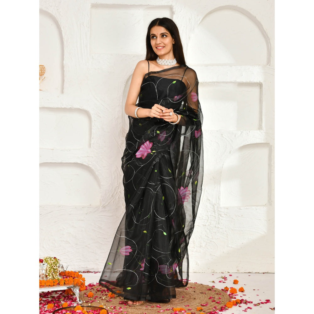 Bannhi by Priyanka Rathore Abhiruh Black Hand Painted Printed Saree