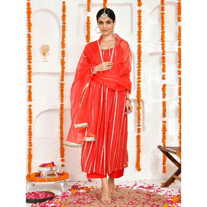 Bannhi by Priyanka Rathore Amara Red Embroidered Kurta (Set of 3)
