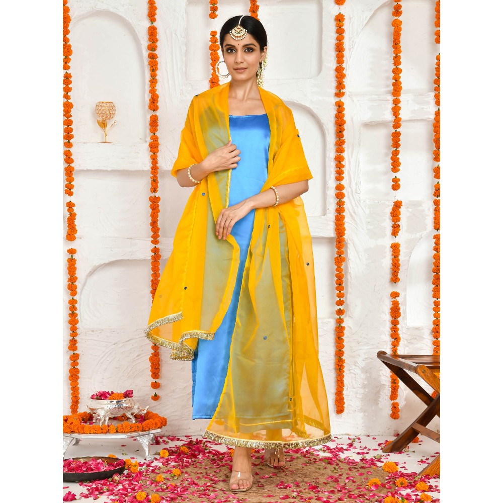 Bannhi by Priyanka Rathore Nanda Satin Blue Kurta with Potli Bag (Set of 4)