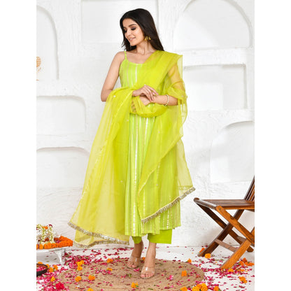 Bannhi by Priyanka Rathore Jaya Green Solid Zari Kurta (Set of 3)