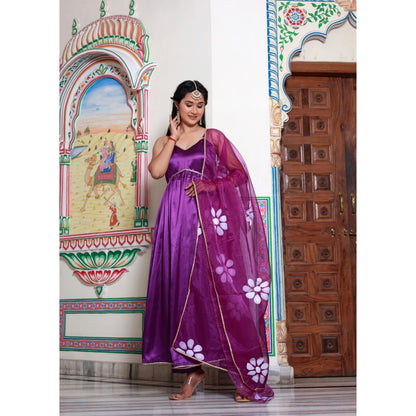 Bannhi by Priyanka Rathore Revati Satin Hand Painted Suit (Set of 3)