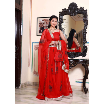 Bannhi by Priyanka Rathore Gayatri Red Hand Painted Lehenga (Set of 4)
