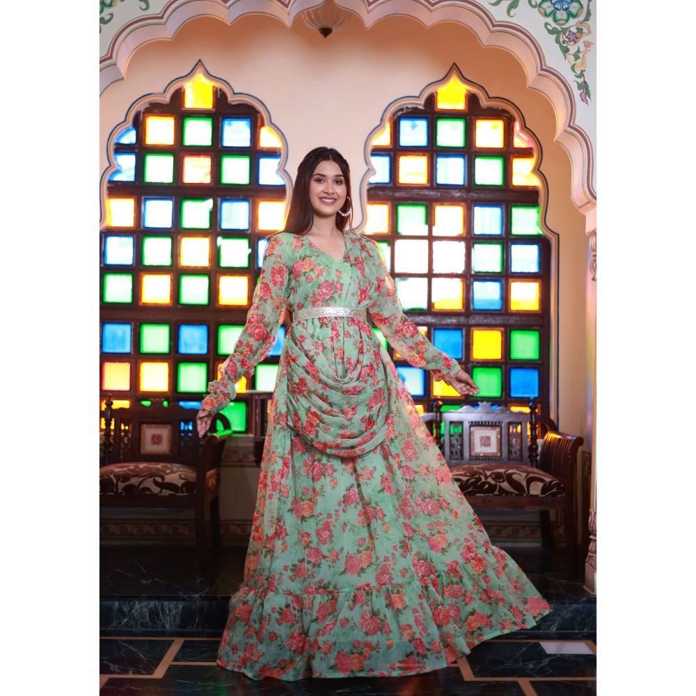 Bannhi by Priyanka Rathore Hima Chiffon Floor Length Dress (Set of 2)