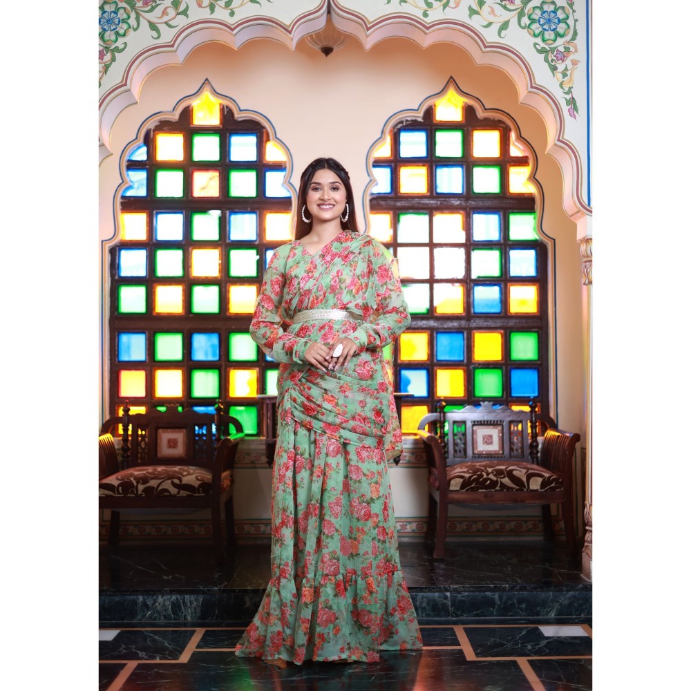 Bannhi by Priyanka Rathore Hima Chiffon Floor Length Dress (Set of 2)