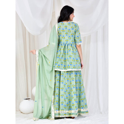 Bannhi by Priyanka Rathore Green Printed Kurti With Skirt And Dupatta (Set of 3)