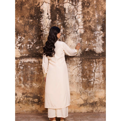 Bannhi Ivory Crepe Co-Ord Set