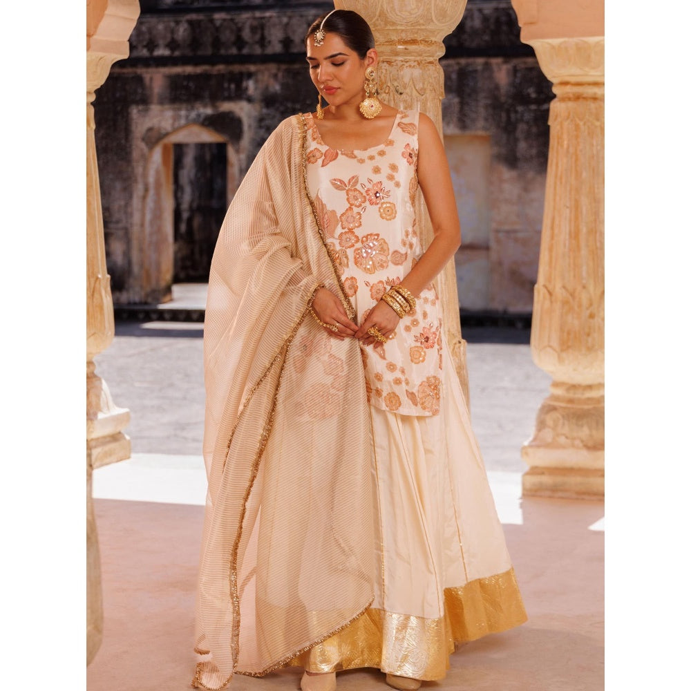 Bannhi Ivory, Crepe Embroidered Kurta with Skirt and Dupatta