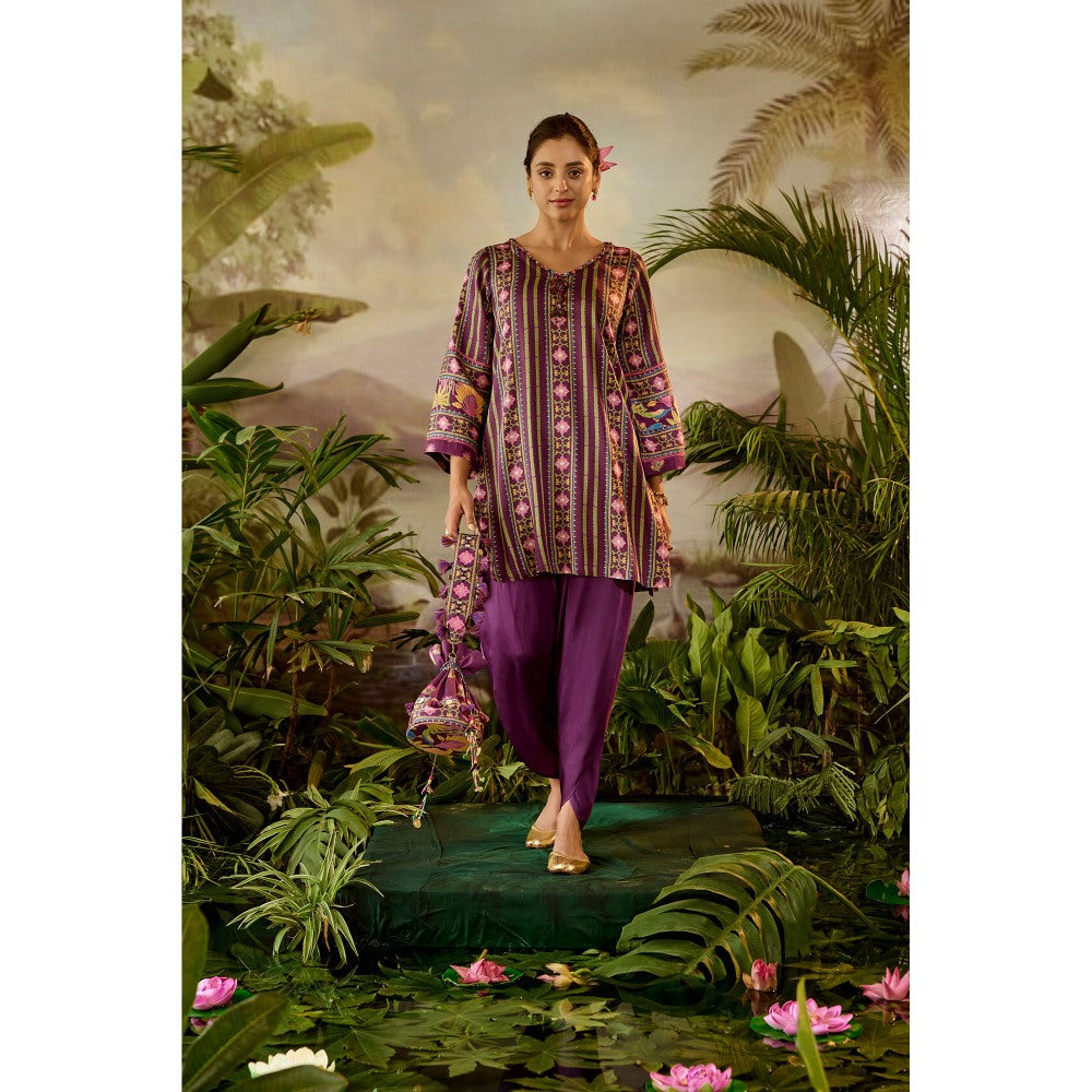 Baise Gaba Armaan Kurta & Dhoti (Set of 2)