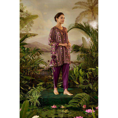 Baise Gaba Armaan Kurta & Dhoti (Set of 2)