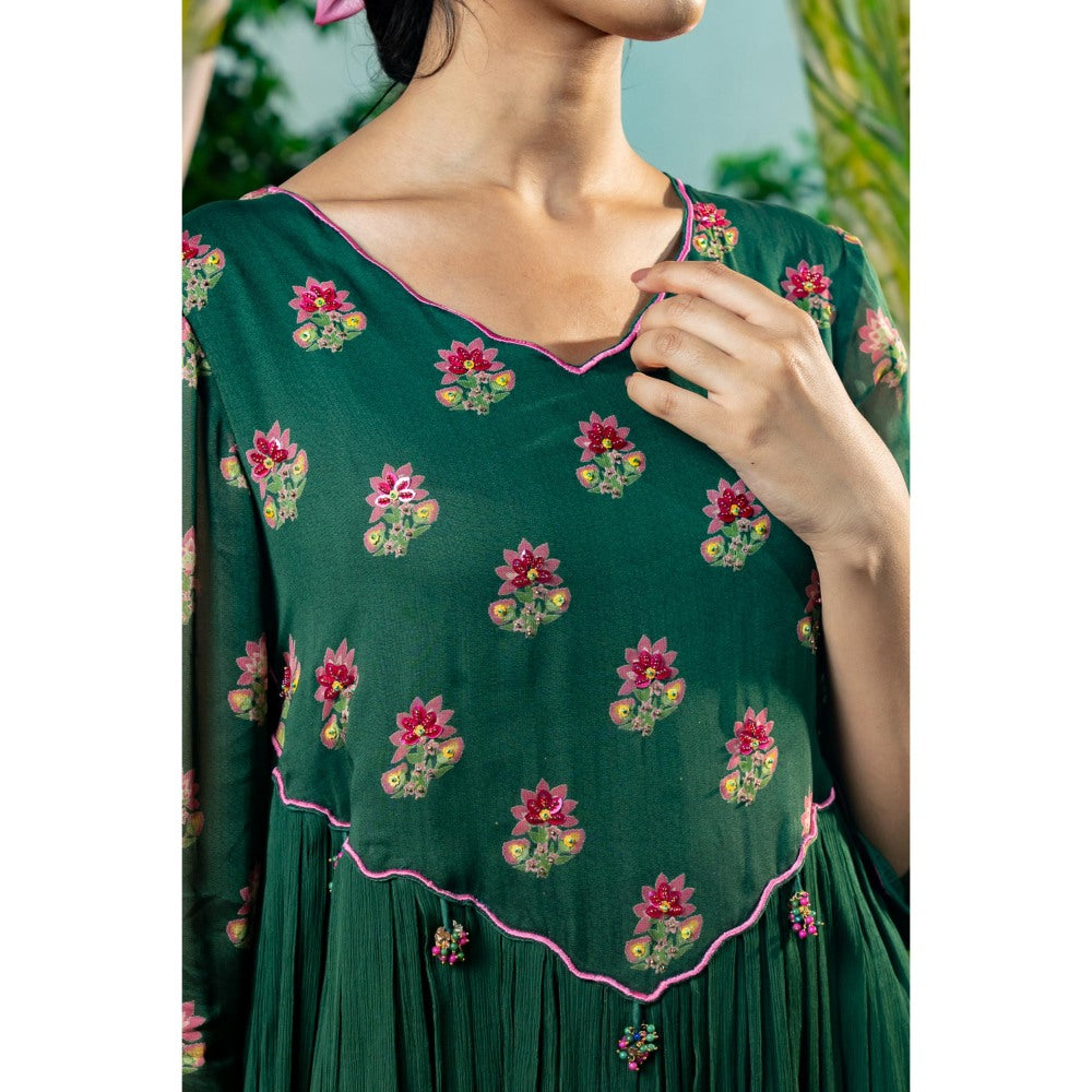 Baise Gaba Revathi Green Anarkali Kurta with Pant (Set of 2)