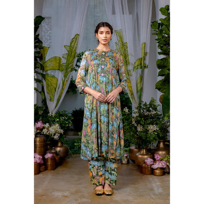 Baise Gaba Arthy Green Kurta with Pant (Set of 2)