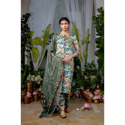 Baise Gaba Lakshmi Green Kurta with Pant and Dupatta (Set of 3)