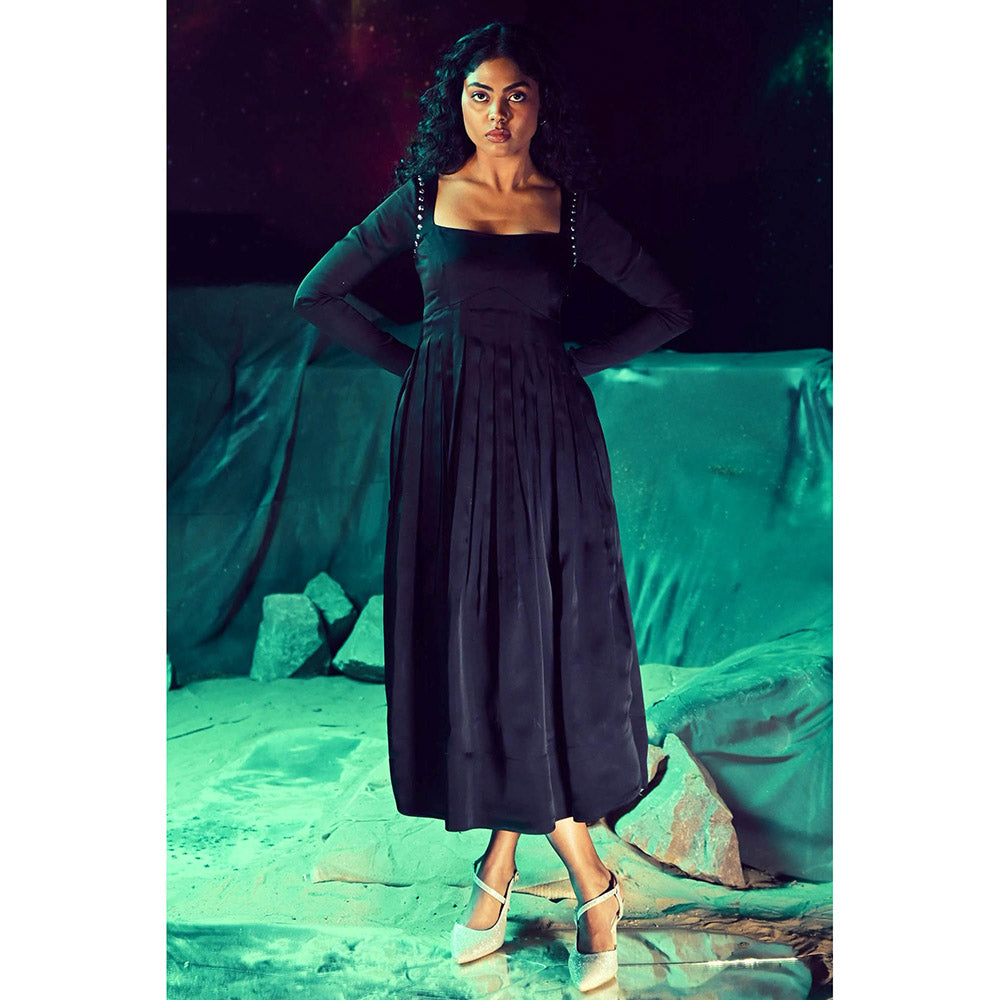 Baise Gaba Black Tishya Solid Dress