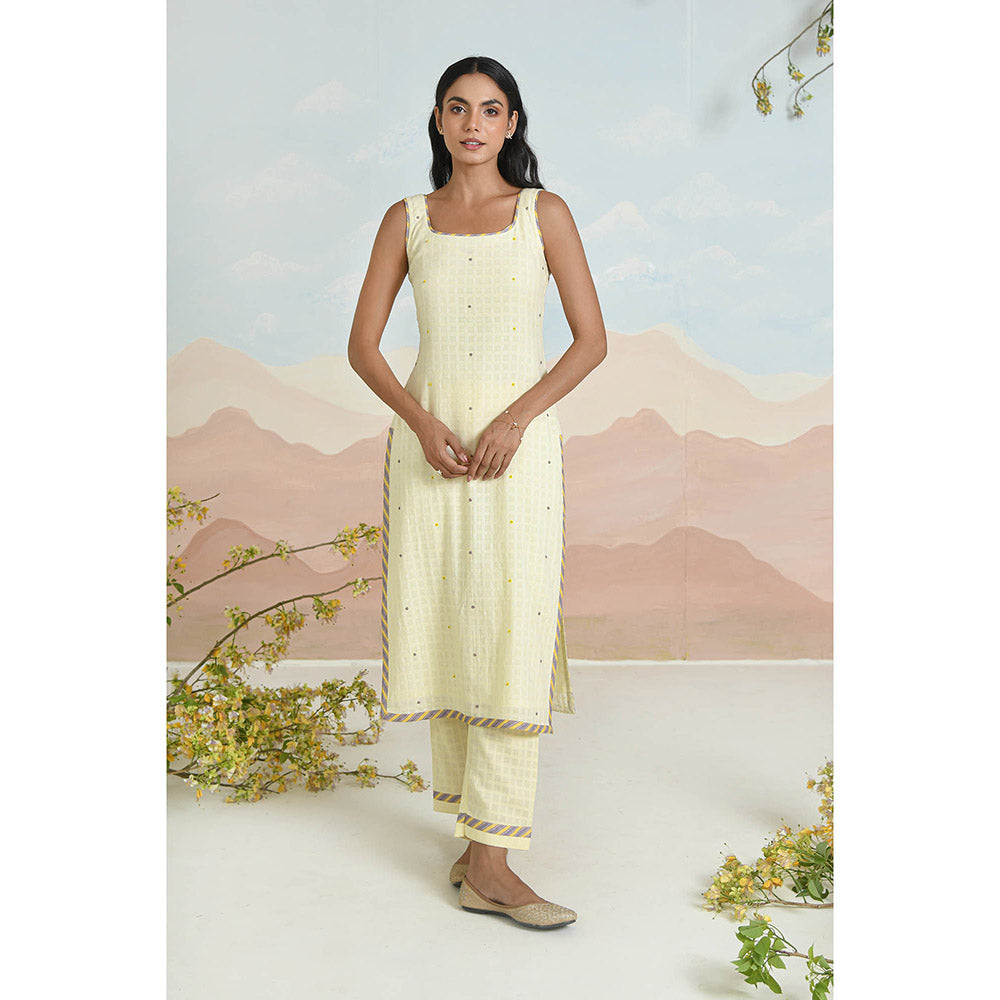 Baise Gaba Mariglow Cream Kurta with Pant and Dupatta