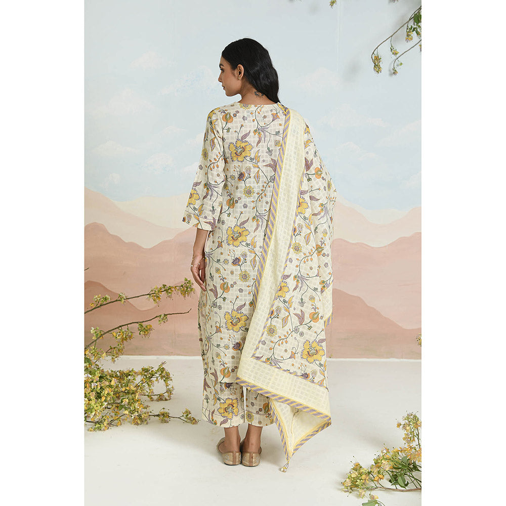 Baise Gaba Dahlia Off White Kurta with Pant and Dupatta