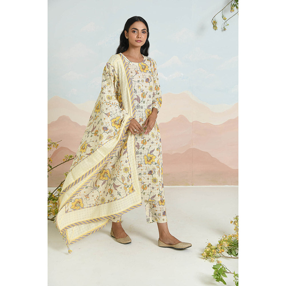 Baise Gaba Dahlia Off White Kurta with Pant and Dupatta