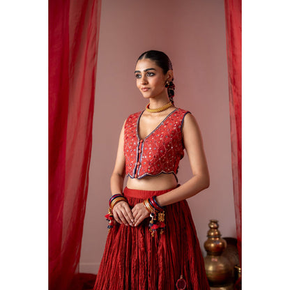 Baise Gaba Red Muslin Embroidered V-Neck Sleeveless Blouse