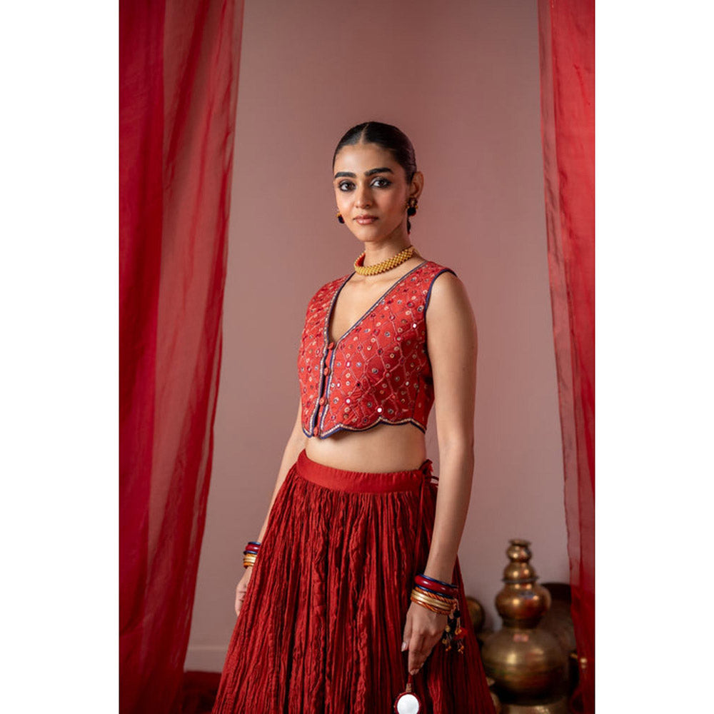 Baise Gaba Red Muslin Embroidered V-Neck Sleeveless Blouse