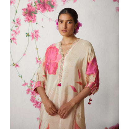 Basil Leaf Off White Kurta with Pant (Set of 2)