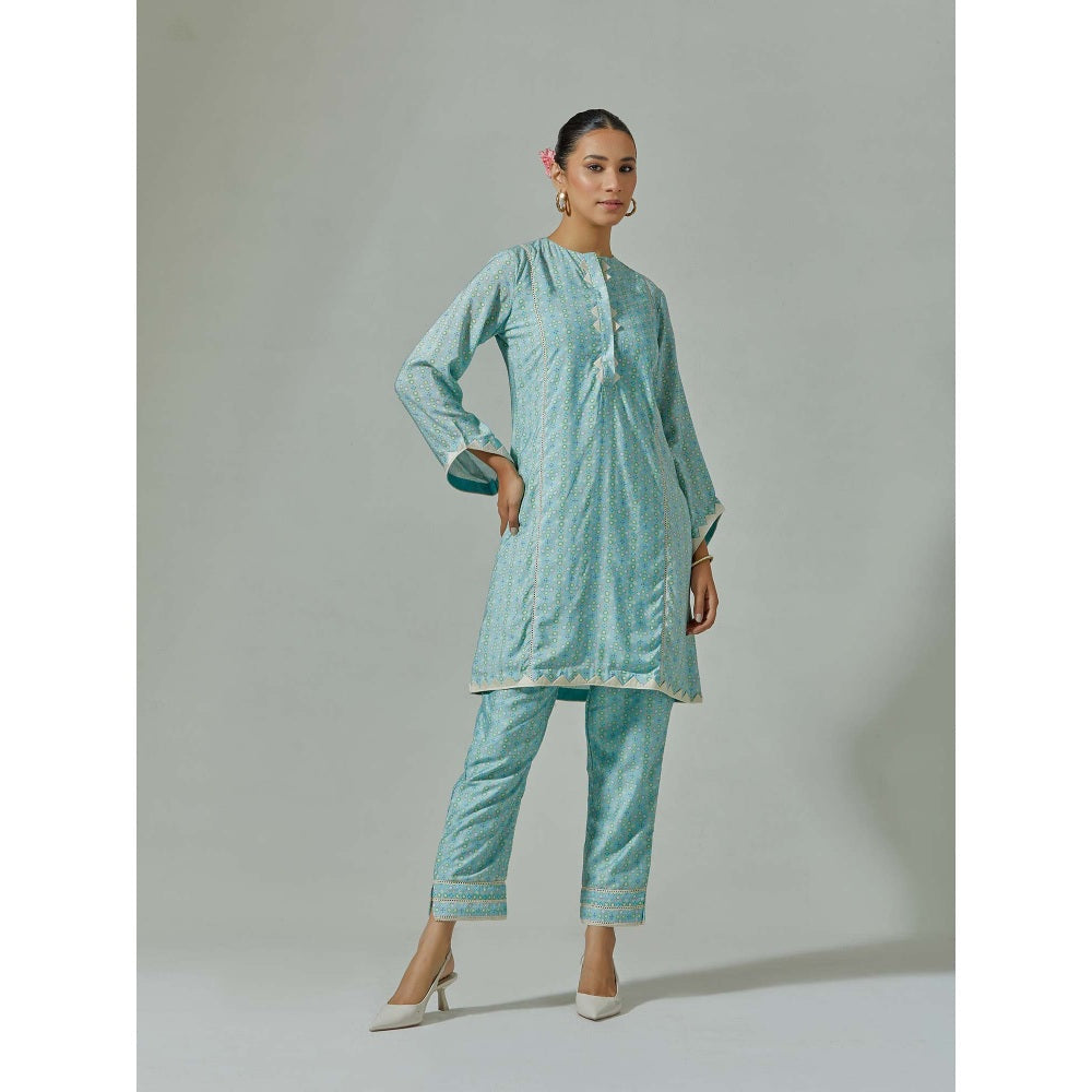 Basanti Kapde aur Koffee Aqua Printed Kurta and Pant (Set of 2)