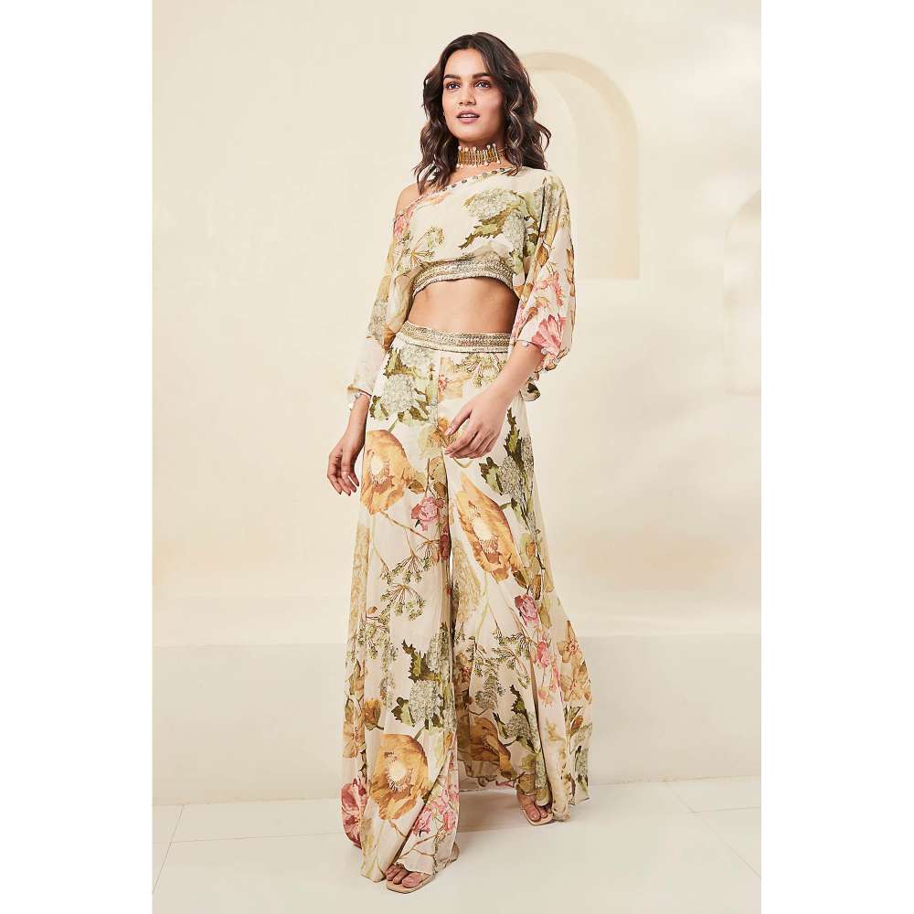 Basanti Kapde aur Koffee Ivory Contemporary Co-Ords (Set of 2)