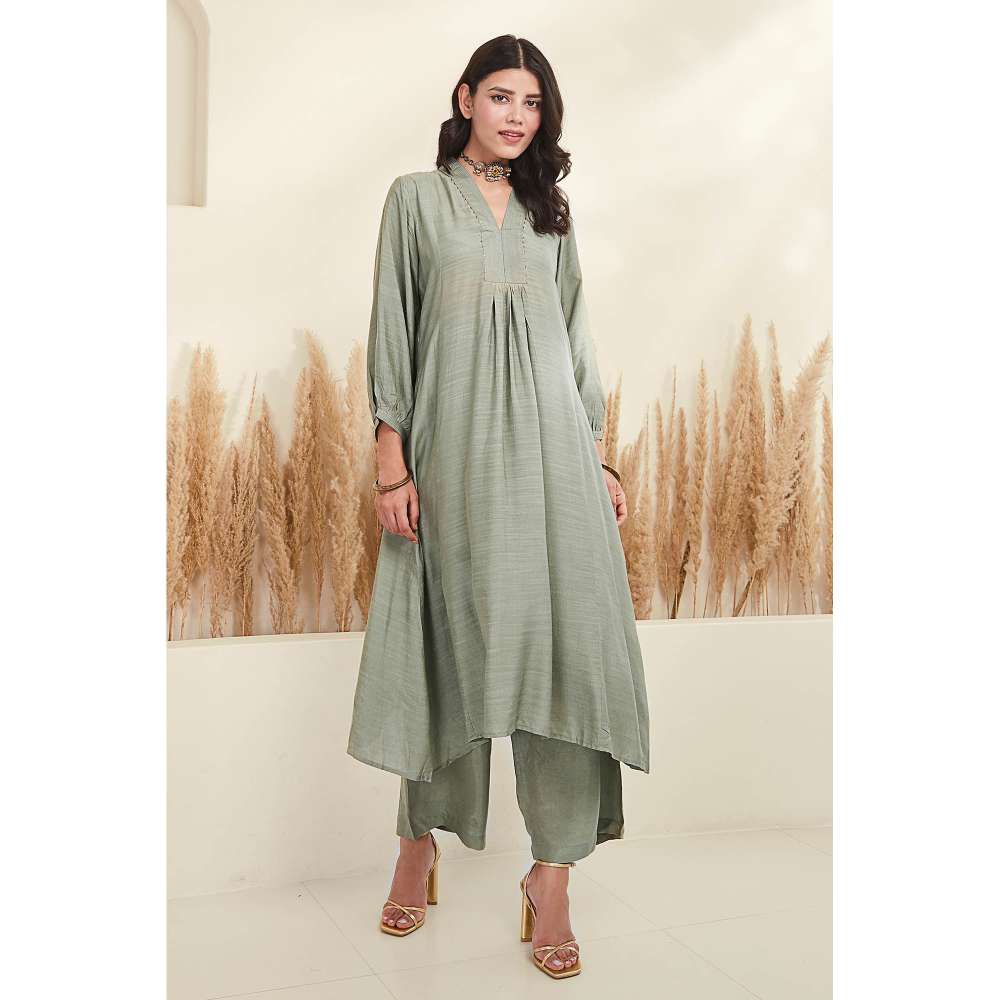 Basanti Kapde aur Koffee Green Kurta and Pant (Set of 2)