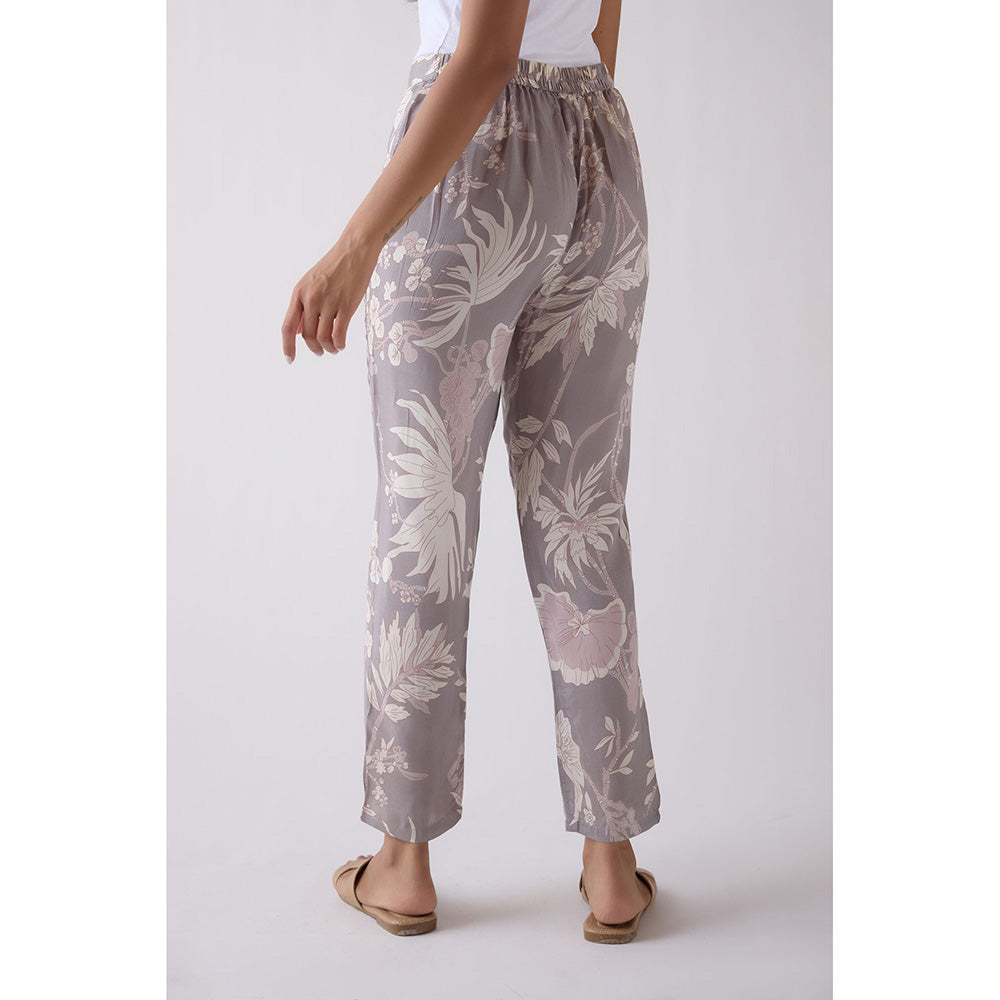 Basanti Kapde aur Koffee Grey Straight Fit Printed Pant