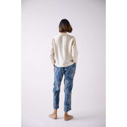 Basanti Kapde aur Koffee Blue Straight Fit Pant