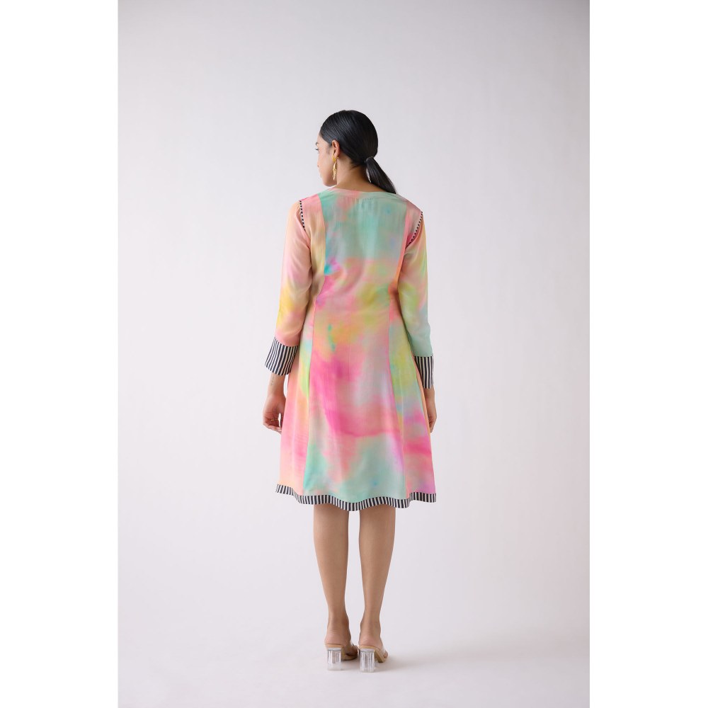 Basanti Kapde aur Koffee Multi Crepe Abstract Print Dress