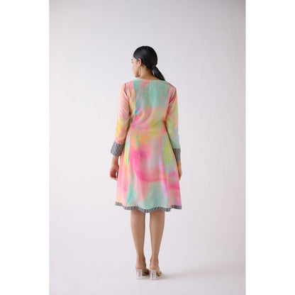 Basanti Kapde aur Koffee Multi Crepe Abstract Print Dress