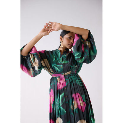 Basanti Kapde aur Koffee Multi-Color Muslin Floral Dress