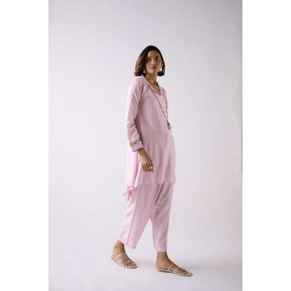 Basanti Kapde aur Koffee Pink Cotton Silk Co-Ord With Mala (Set of 3)