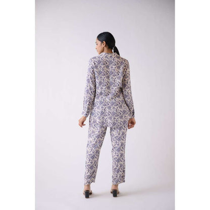 Basanti Kapde aur Koffee Off White Muslin Printed Co-Ord (Set of 2)