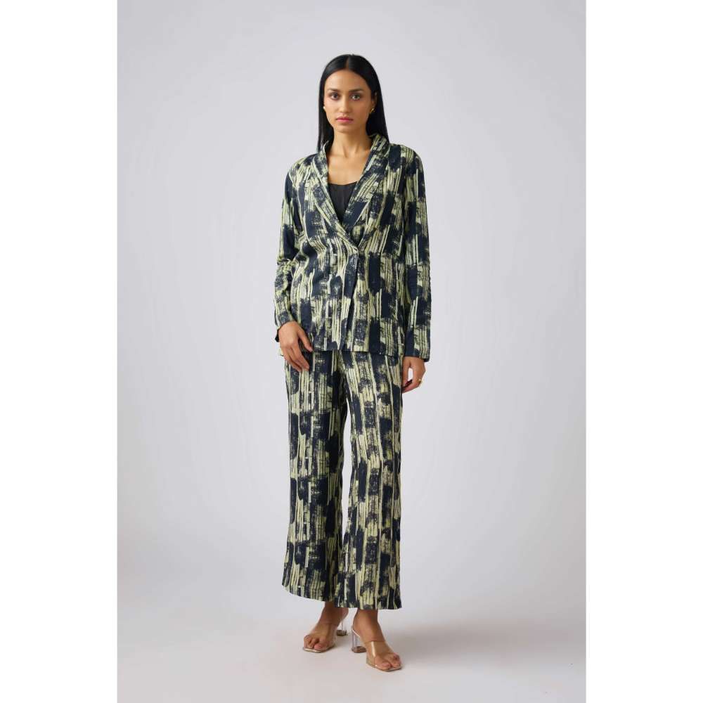 Basanti Kapde aur Koffee Blue Muslin Printed Co-Ord (Set of 3)