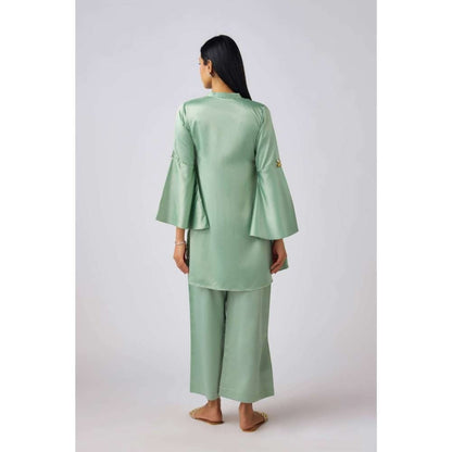 Basanti Kapde aur Koffee Pista Green Satin Solid Co-Ord (Set of 2)