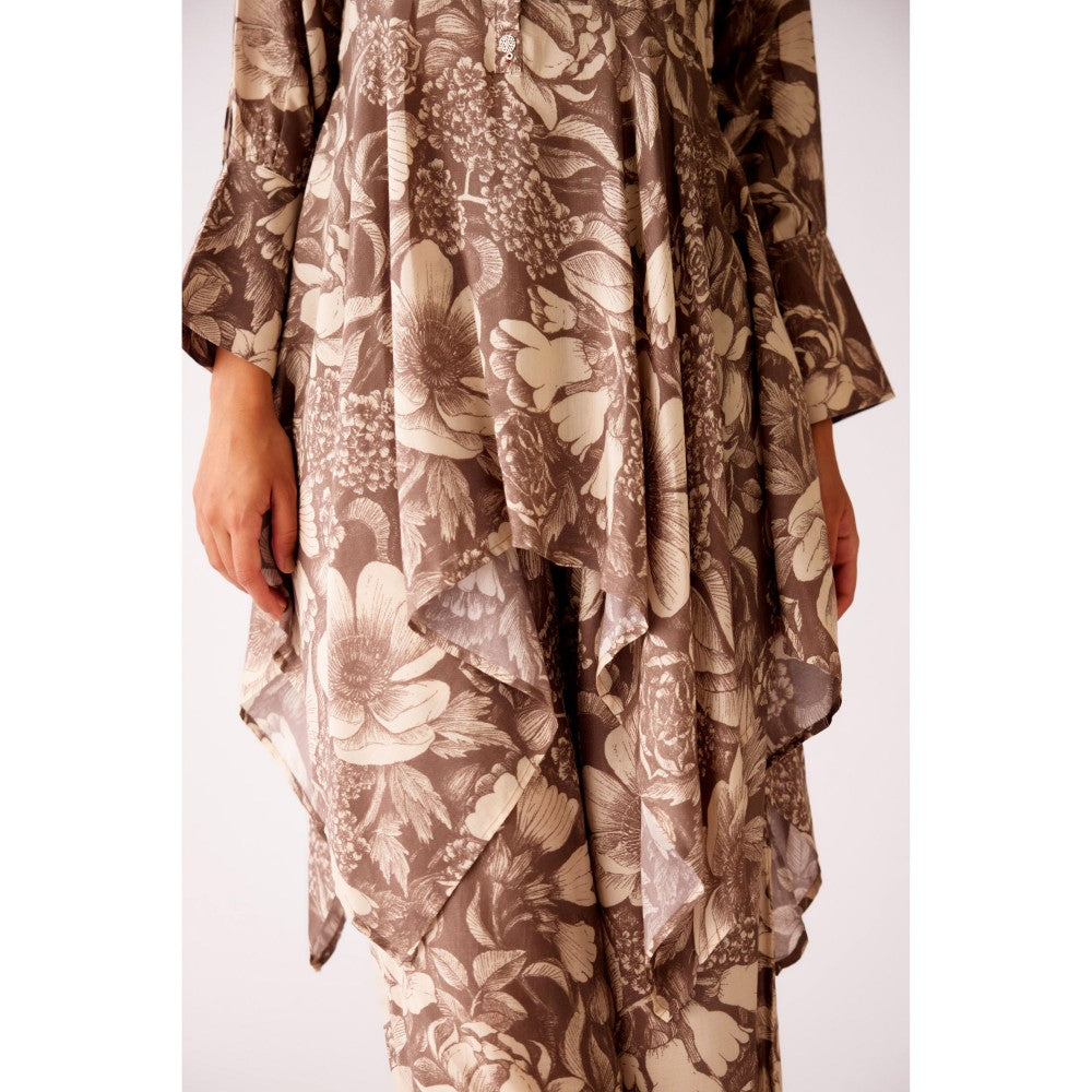 Basanti Kapde aur Koffee Brown Muslin Floral Print Kurta and Pant (Set of 2)