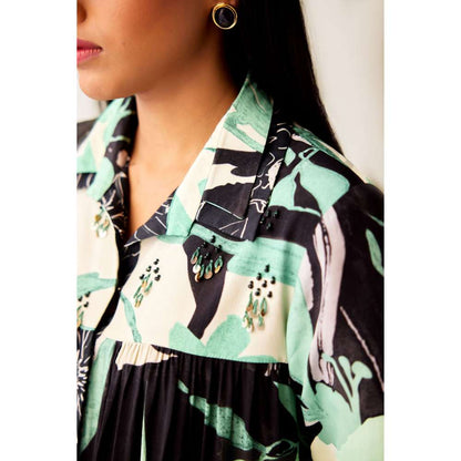 Basanti Kapde aur Koffee Black Crepe Embellished Dress