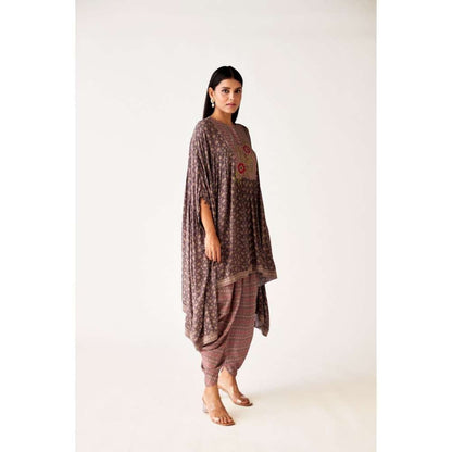 Basanti Kapde aur Koffee Satin Crepe Floral Print Kaftan and Dhoti (Set of 2)