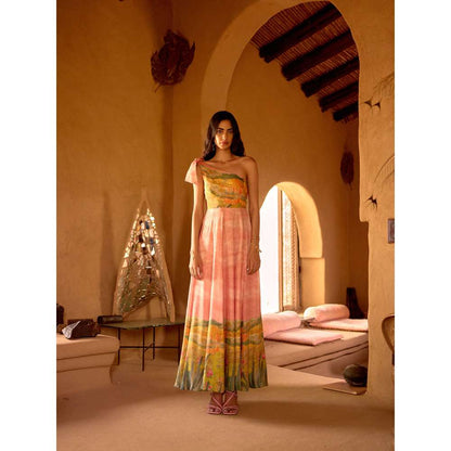 Basanti Kapde aur Koffee Peach Blush Meadow Muslin Maxi Dress