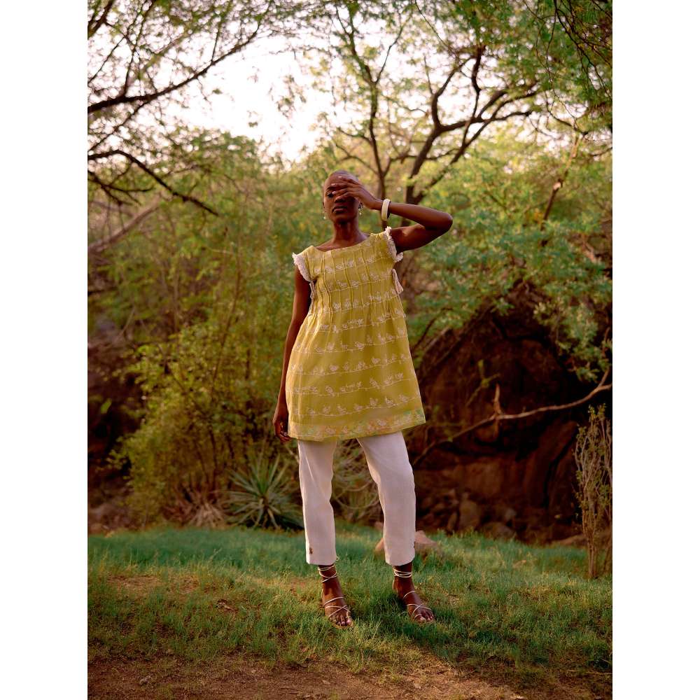Basanti Kapde aur Koffee Yellow Lime Haven Cotton Embroidered Tunic